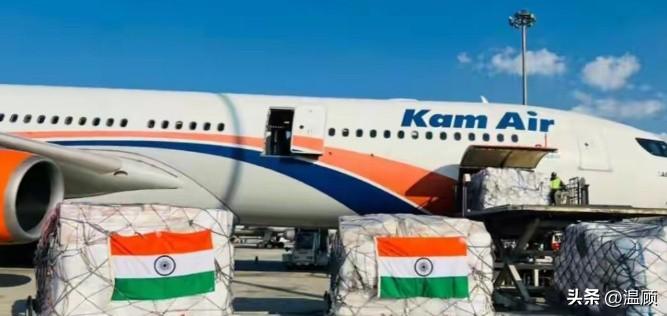 印度急了！暗中给阿富汗送“战备物资”，明着人道援助，实则跟中巴较上劲！
据《印度