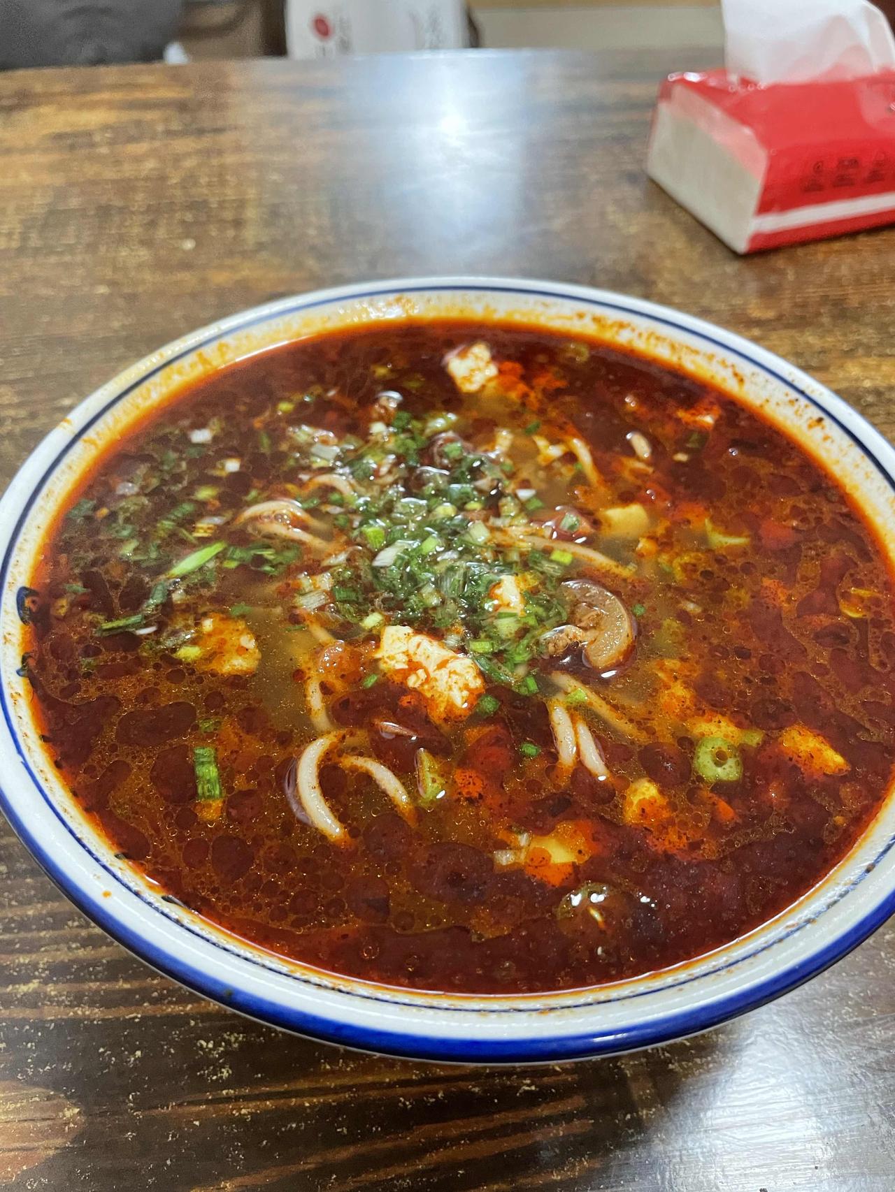 晒图笔记大赛今天星期五，早上都是剩饭，中午吃饸饹和菠菜面，作为陕西人，感觉两天不