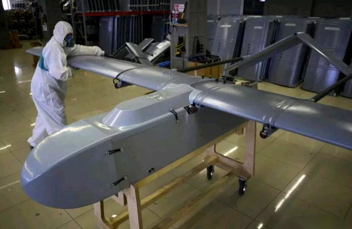 又来了。
真的，又来了。
无人机，5架，目标是莫斯科。
首都啊。
新闻说得轻描淡