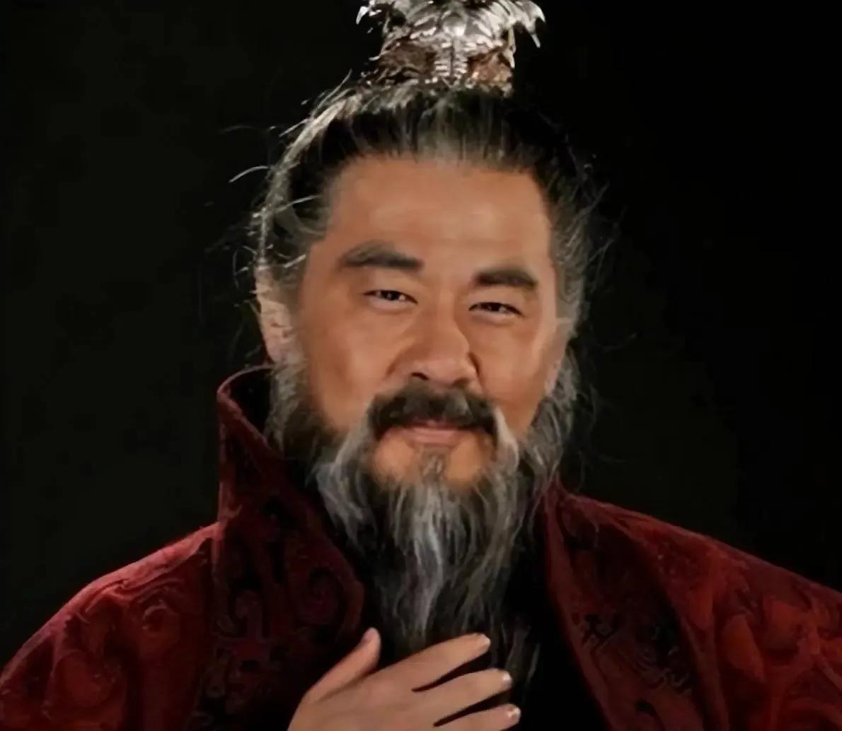 被陈建斌的三个角色征服，这才是演技的重要性，只是这个角色，就能看完整部剧。
第一