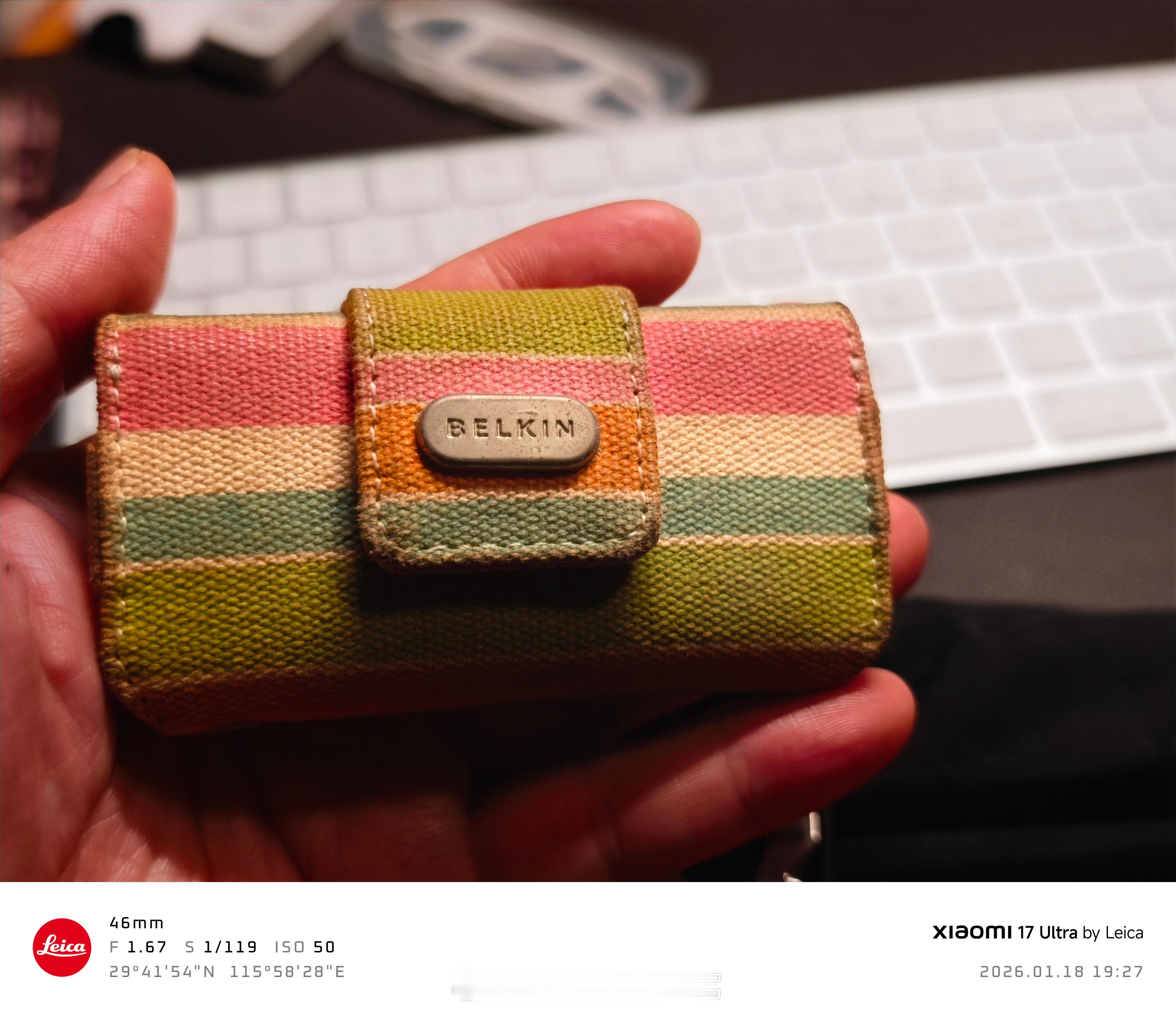 又翻出个2GB iPod Nano，能开机能听Linkin Park，还是英伟达