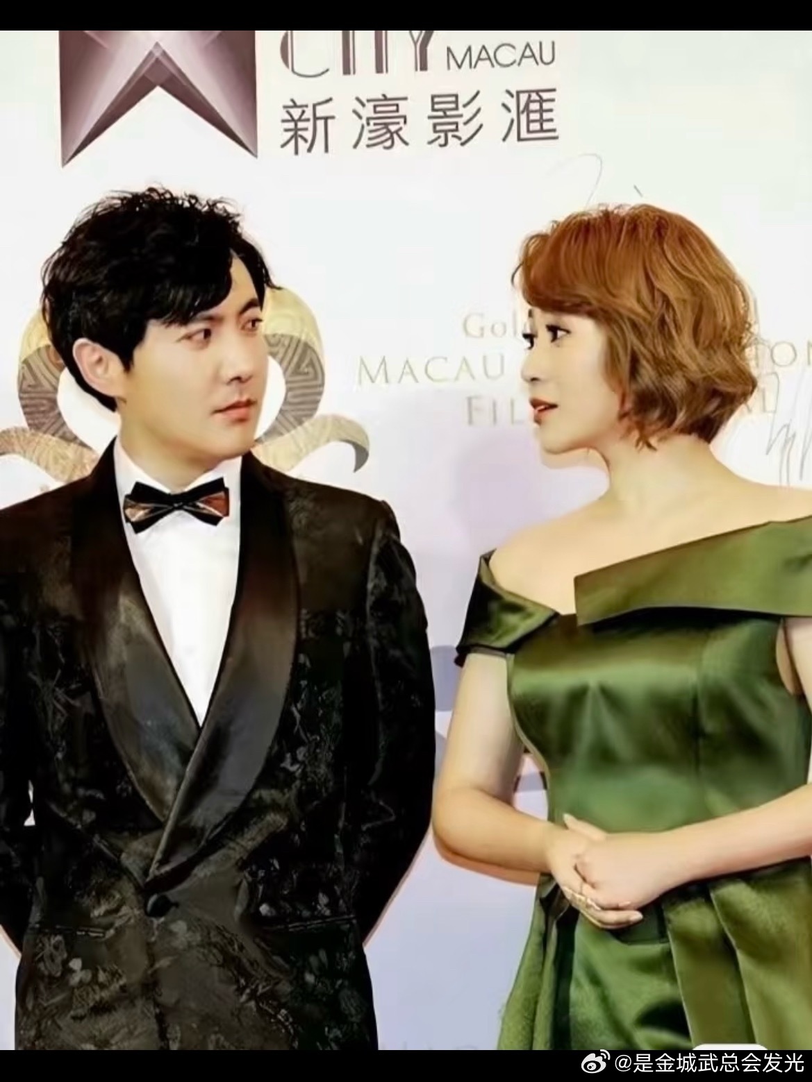 “我们是彼此最好的搭档，没有之一”我都说这俩不能随意同台吧，春晚再合作又出神图，