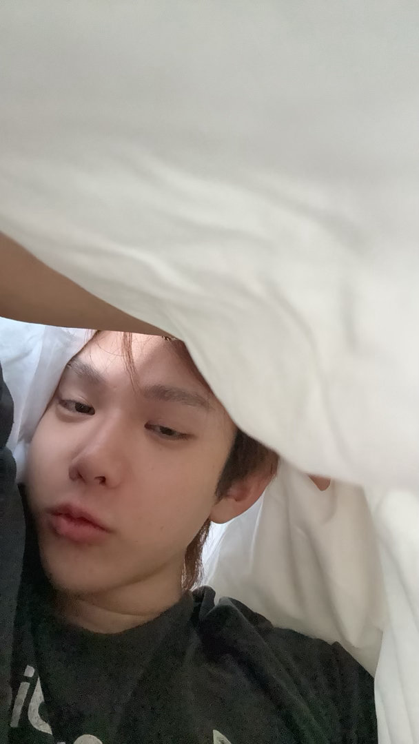 在被窝里躲好 别出来 🤫 