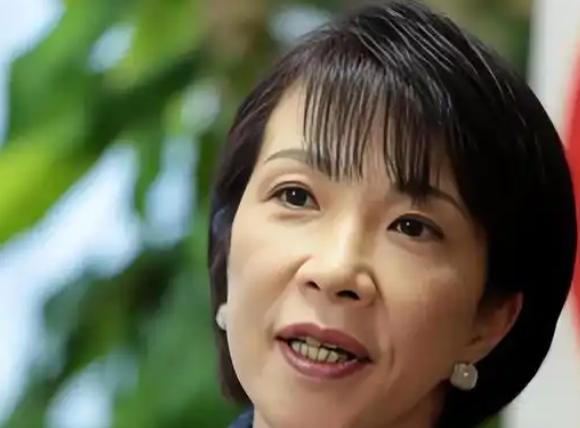 在东京一些战略设想里，日本可以把远程导弹和军事基地不断向前推进，把自己变成第一岛