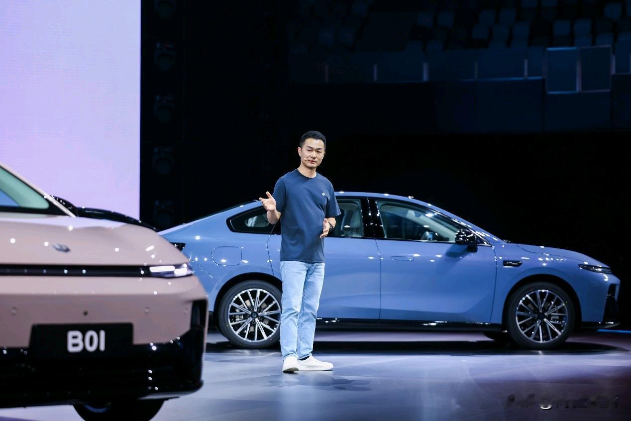 2025款零跑B01产品客观分析：他究竟值不值得？
 
在国内主流家用纯电轿车市