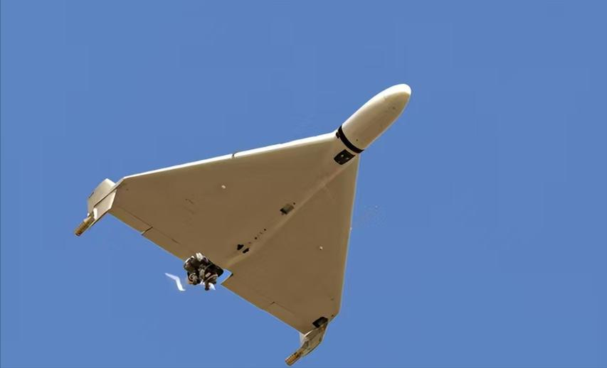 伊朗的反击，值得世界反霸权的国家为其点赞！自二战后，还是第一次有国家，敢于向美军