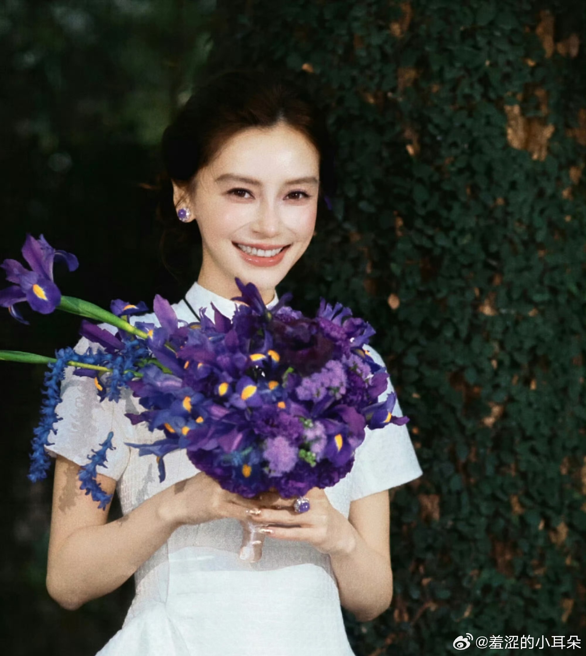 黄晓明新签约的演员进组司宫令，他是不是在纪念自己的前任们？嘴巴像angelaba