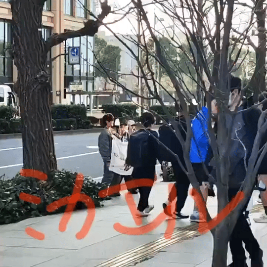 Danielle出现在东京马拉松 