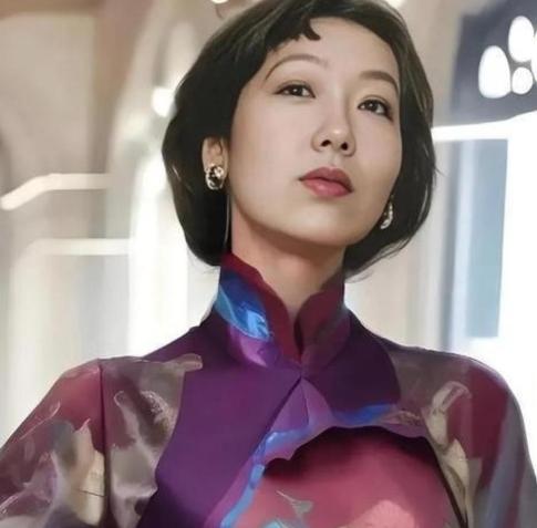 1956年，36岁的张爱玲，主动挽留65岁的美国作家赖雅过夜，一夜之后，张爱玲暗