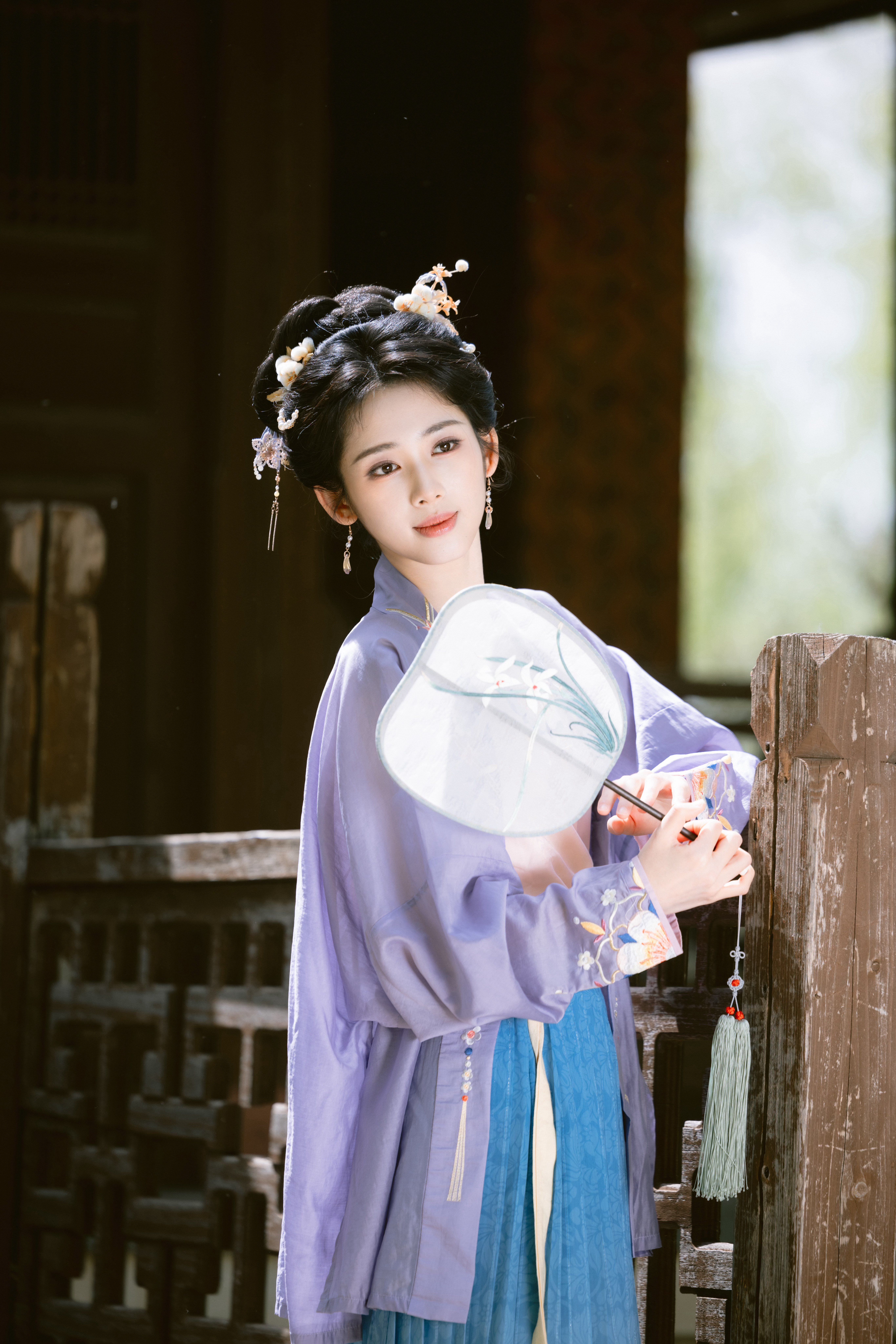 秋分日常“烛灯下的旧情意谁理，西窗外的良人泣不易”五一随手拍 ​​​
