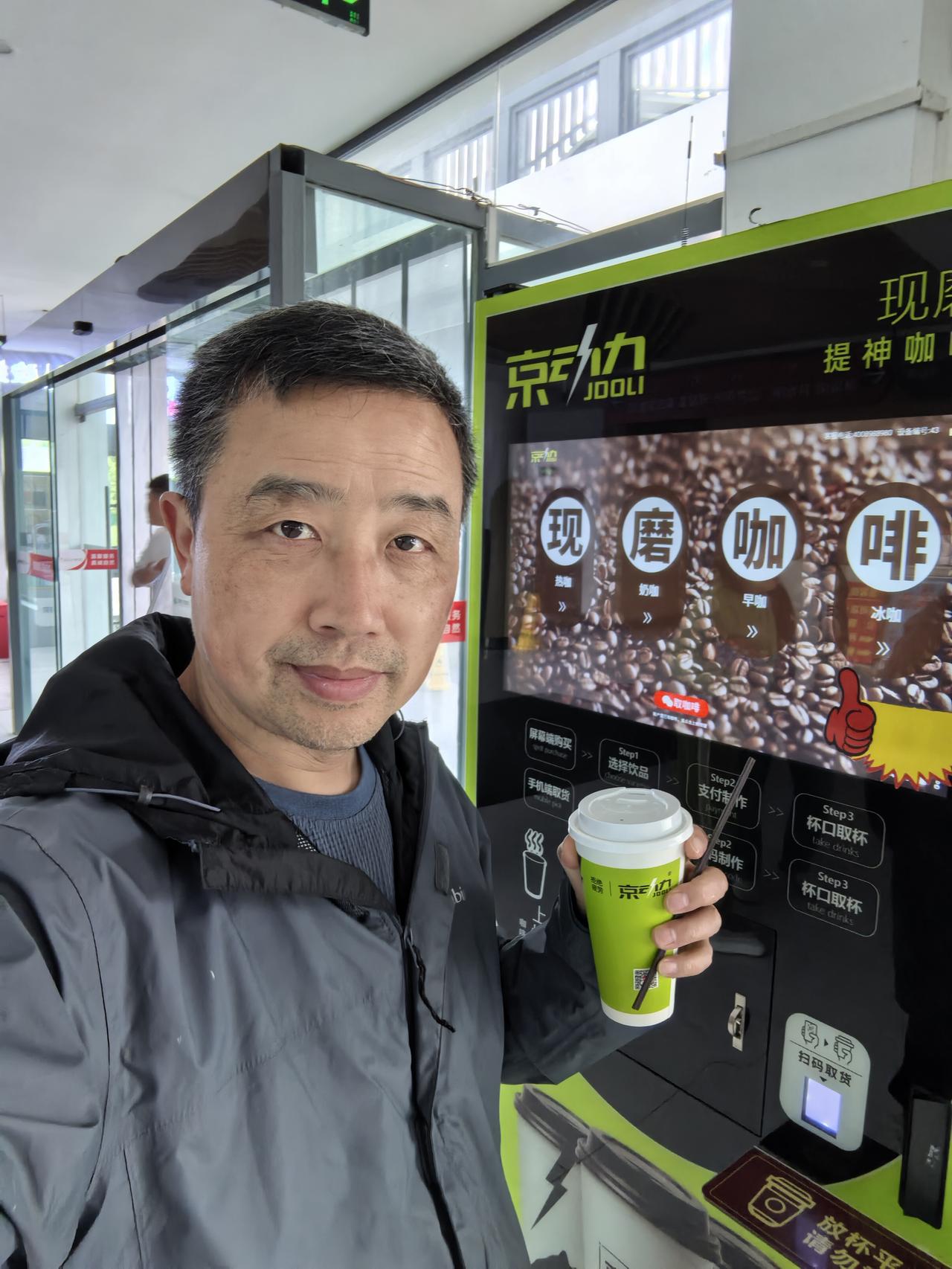 今天，是我戒酒的第291天，全程滴酒未沾。哪怕出门旅行，面对各地的特色美酒，我也