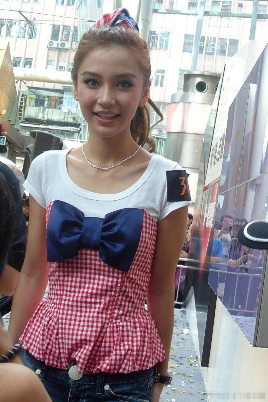 angelababy[超话]  angelababy早期生图，往那一站就跟个芭比