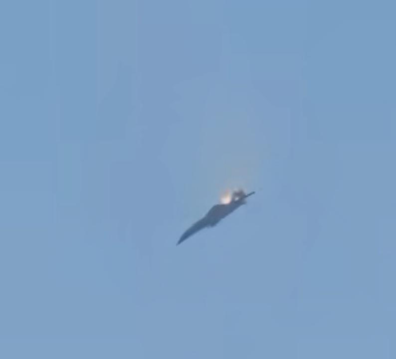 美国总于打算进入伊朗了，为救一名坠机的飞行员这不像美国的作风，是借口、圈套、是预