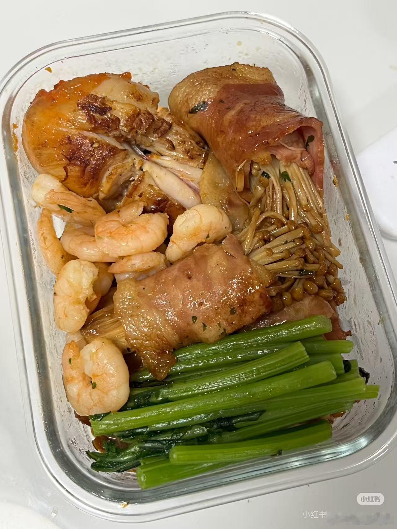 每天点外卖和做饭到底哪个更省钱 外卖看着一顿几十不多，日积月累，打包费配送费加起