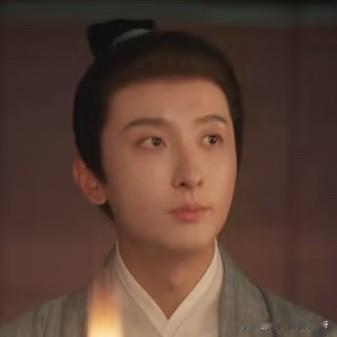 林锦岐或许莽撞强取豪夺
但韩秀才绝对不是良配
连我那钢铁大直男的老公都看出来了，