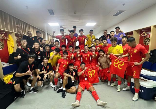 #U21国足##国足##中国足球[超话]# U21国足长沙开门红 熟悉的配方熟悉