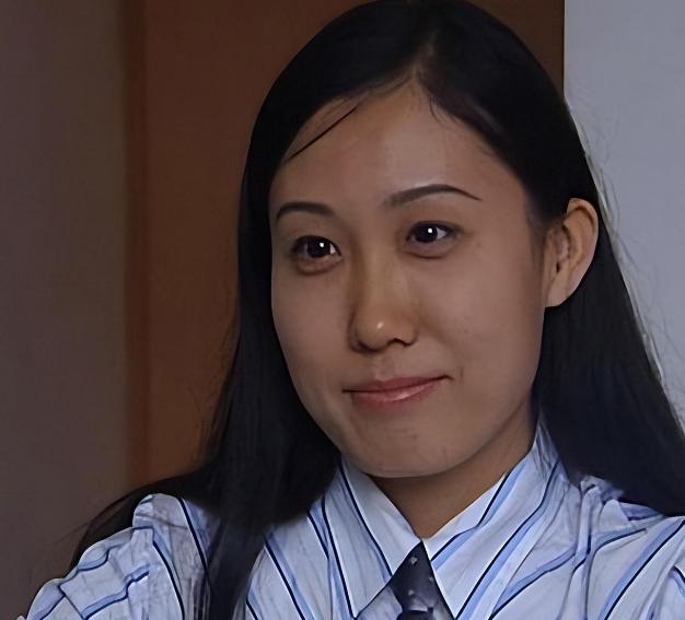 “天才少女”庞秀玉：少年成名、获奖无数，20岁前后未婚生子，26岁带着3个孩子公