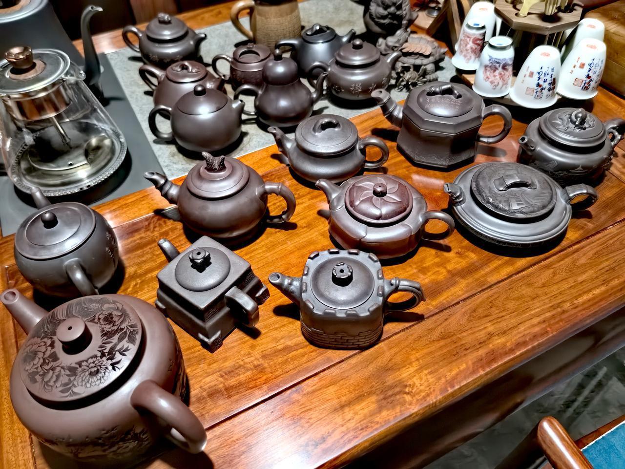 什么样的紫砂壶值得收藏老壶肌骨养包浆，一盏沧桑煮岁长。