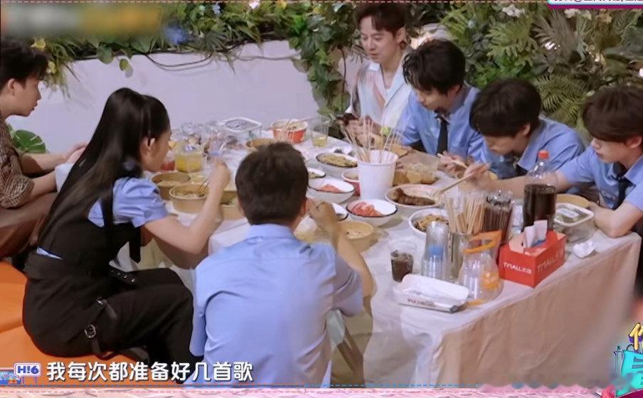何炅张杰谢娜帮马嘉祺歌手选歌感动…… ​​​