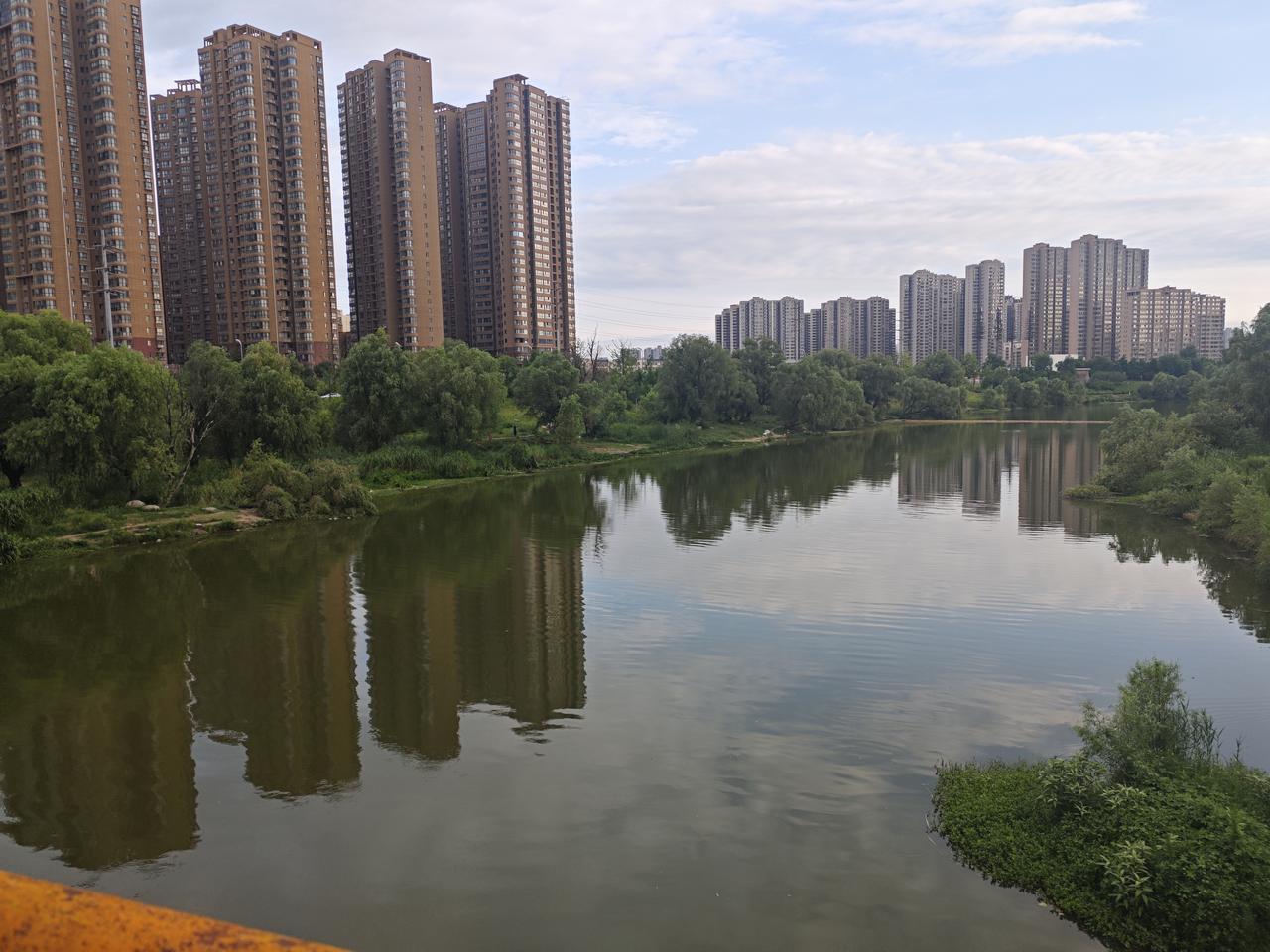 慢跑，是我身体的发动机

慢跑，不求速度，不求配速，不求距离，不和任何人比！只求