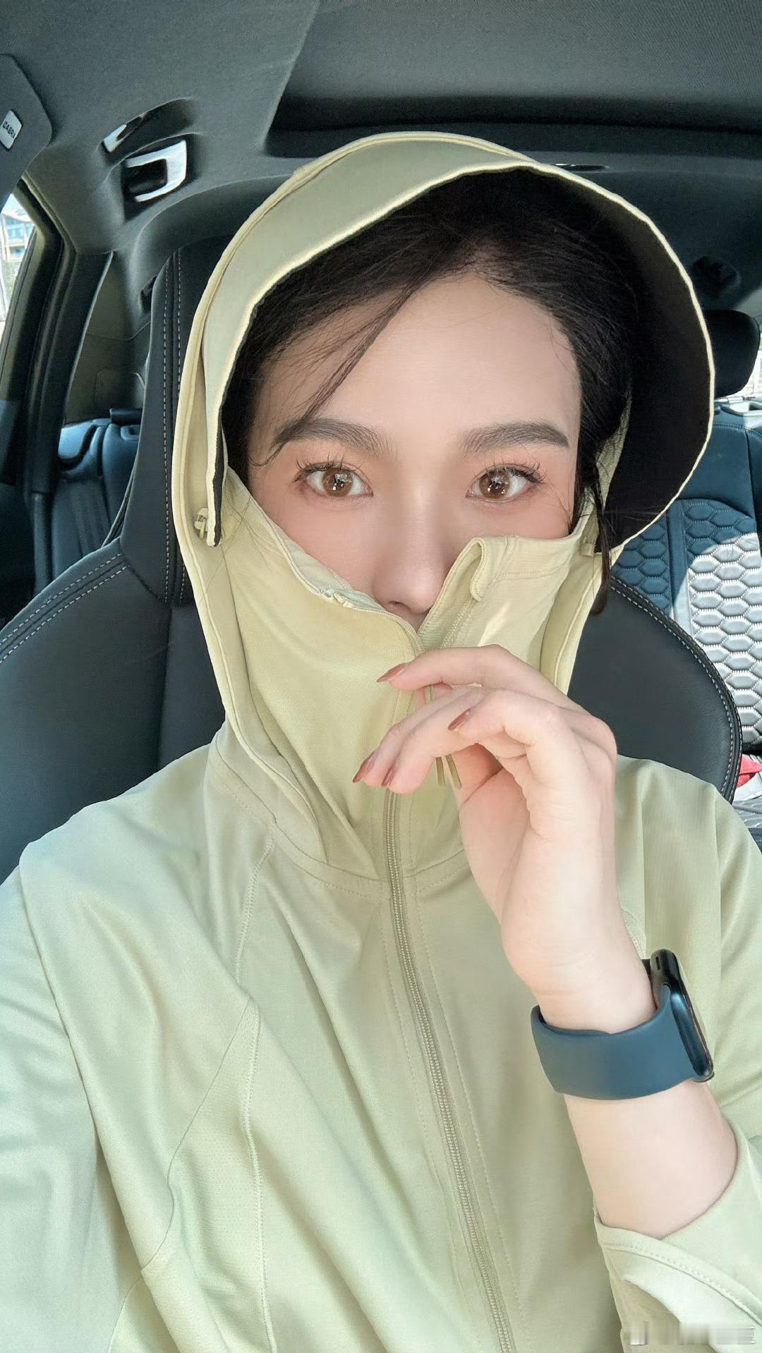 千万不要买绿色的防晒衣我穿着不像八嘎吧？[笑cry] ​​​