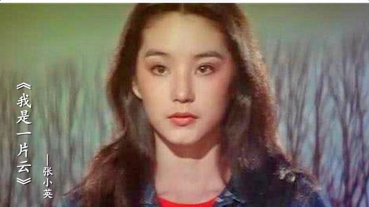 那会看《我是一片云》，真觉得这电视剧拧巴，也觉得这女主角拧巴，也不知道这电视剧拍
