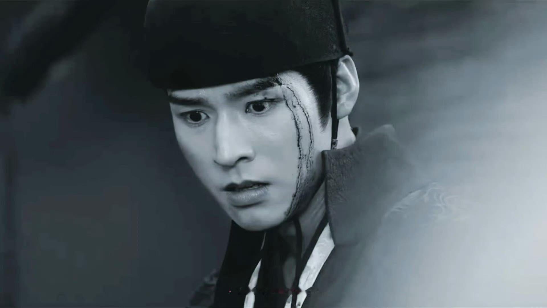 你是龚俊那他是谁 花少里暖心靠谱，剧里高冷禁欲，龚俊这反差杀，狠狠戳中观众喜好！