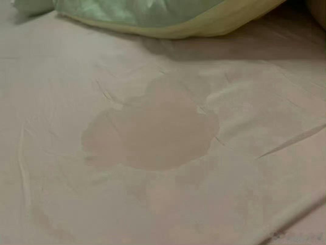 喜欢是真的 不敢往前也是真的 ​​​