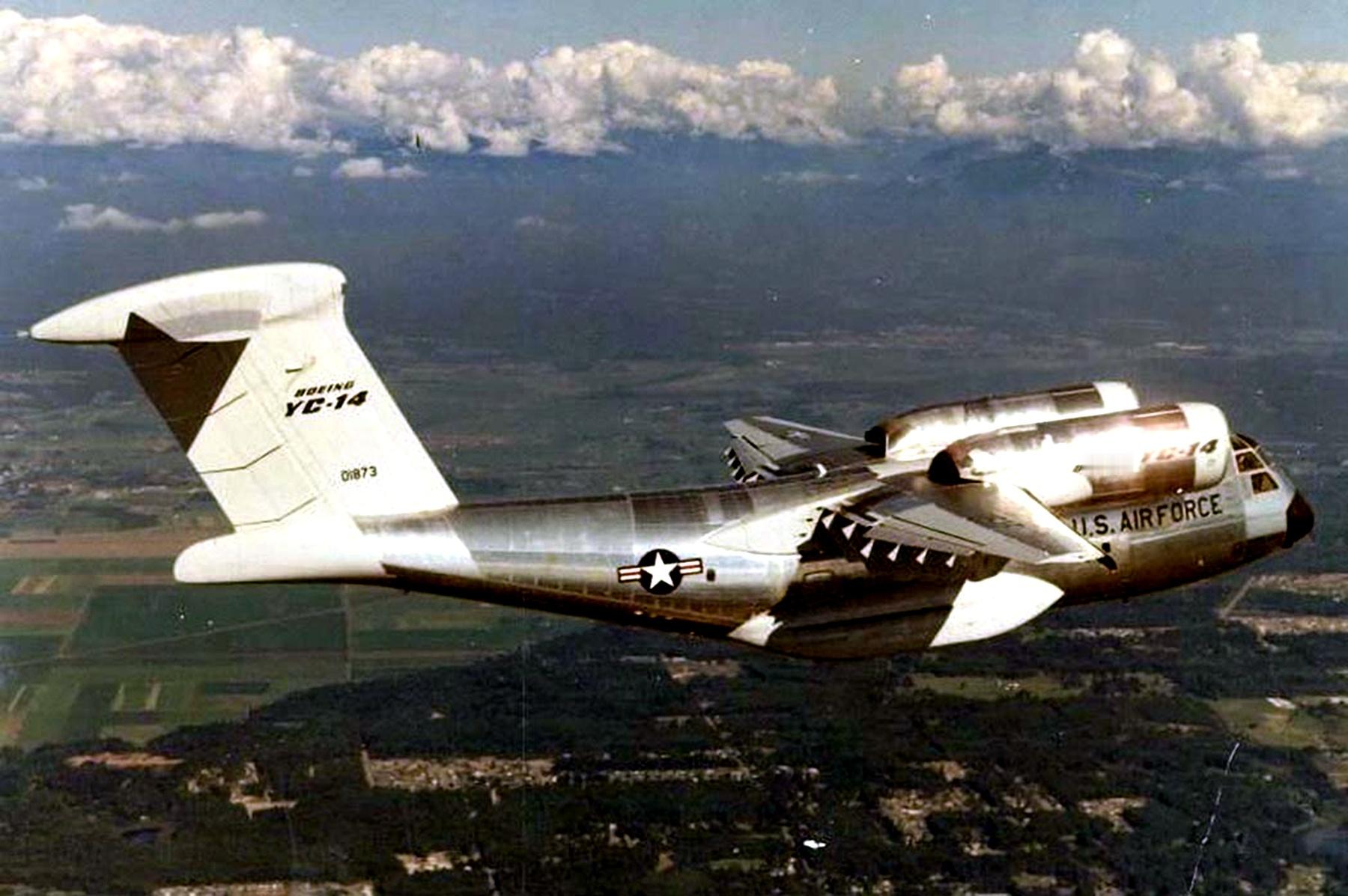 分享圖片：美國波音YC-14運輸機原型機 