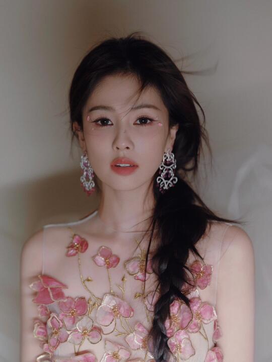 白鹿｜今日份美女