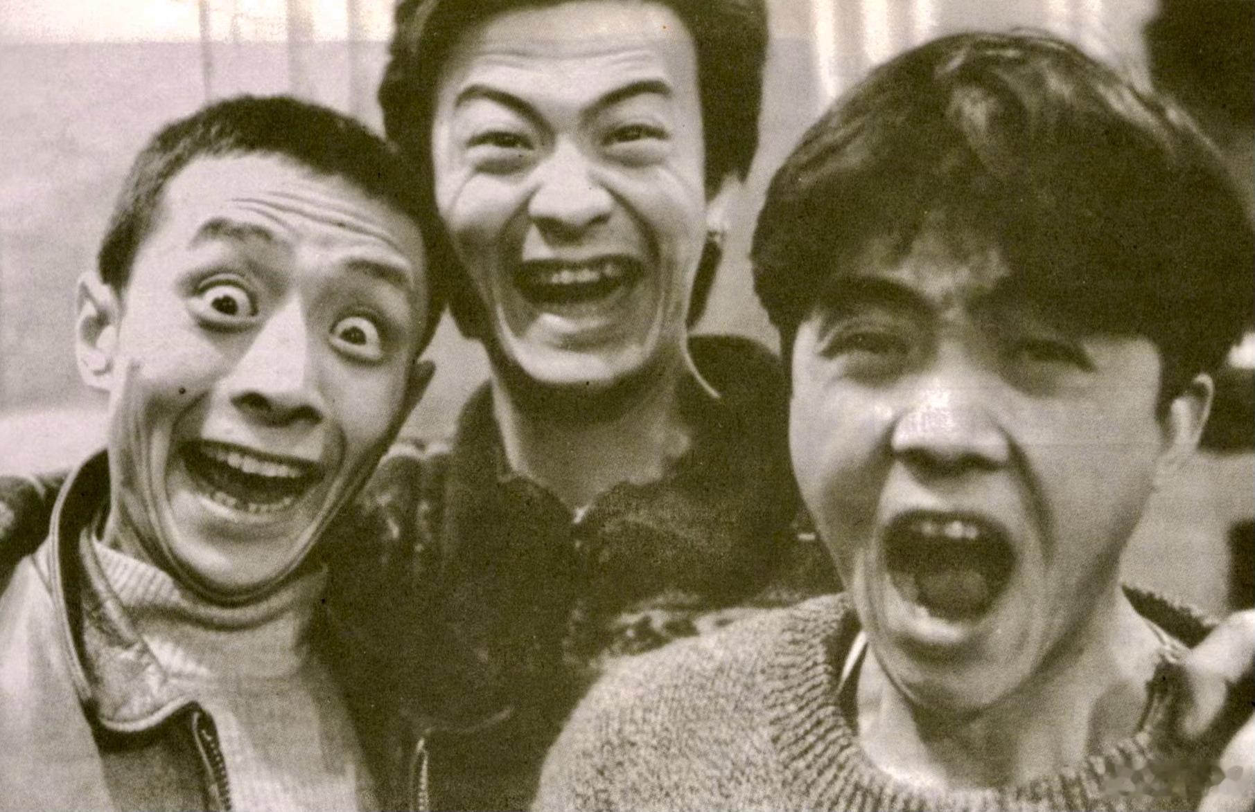 “‘有趣的三人照’时间”；与窦唯，何勇，张楚有关＆祝朋友们午安！ 