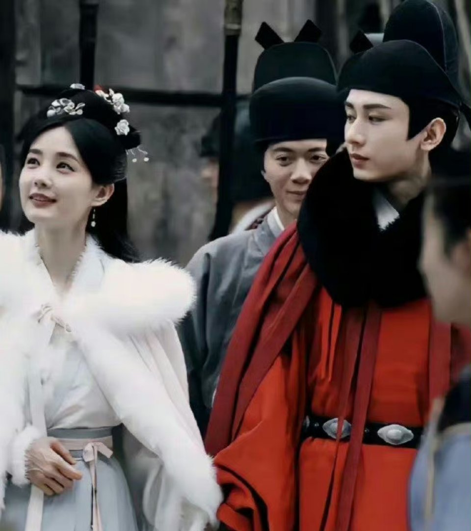 李一桐成毅VS李一桐成毅 你嗑哪一个[允悲][允悲][允悲] ​​​