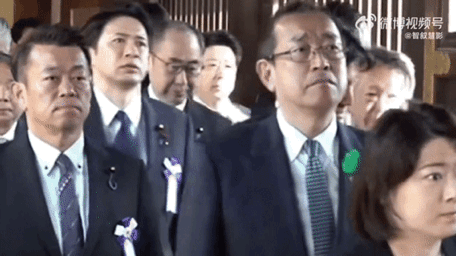 数典忘祖的石平，4月22日参与靖国神社的拜鬼仪式。真是把耻辱渗入到骨髓，把家国仇