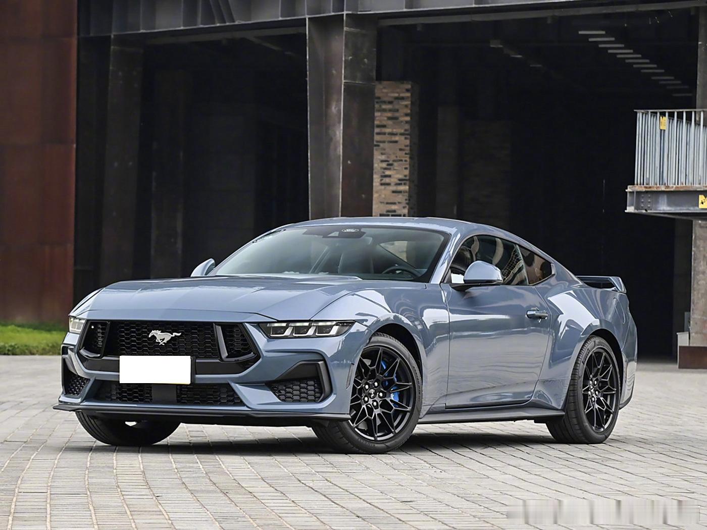 #这是你要的潮车吗# 全新福特Mustang，2款车型，硬顶性能版38.98万元