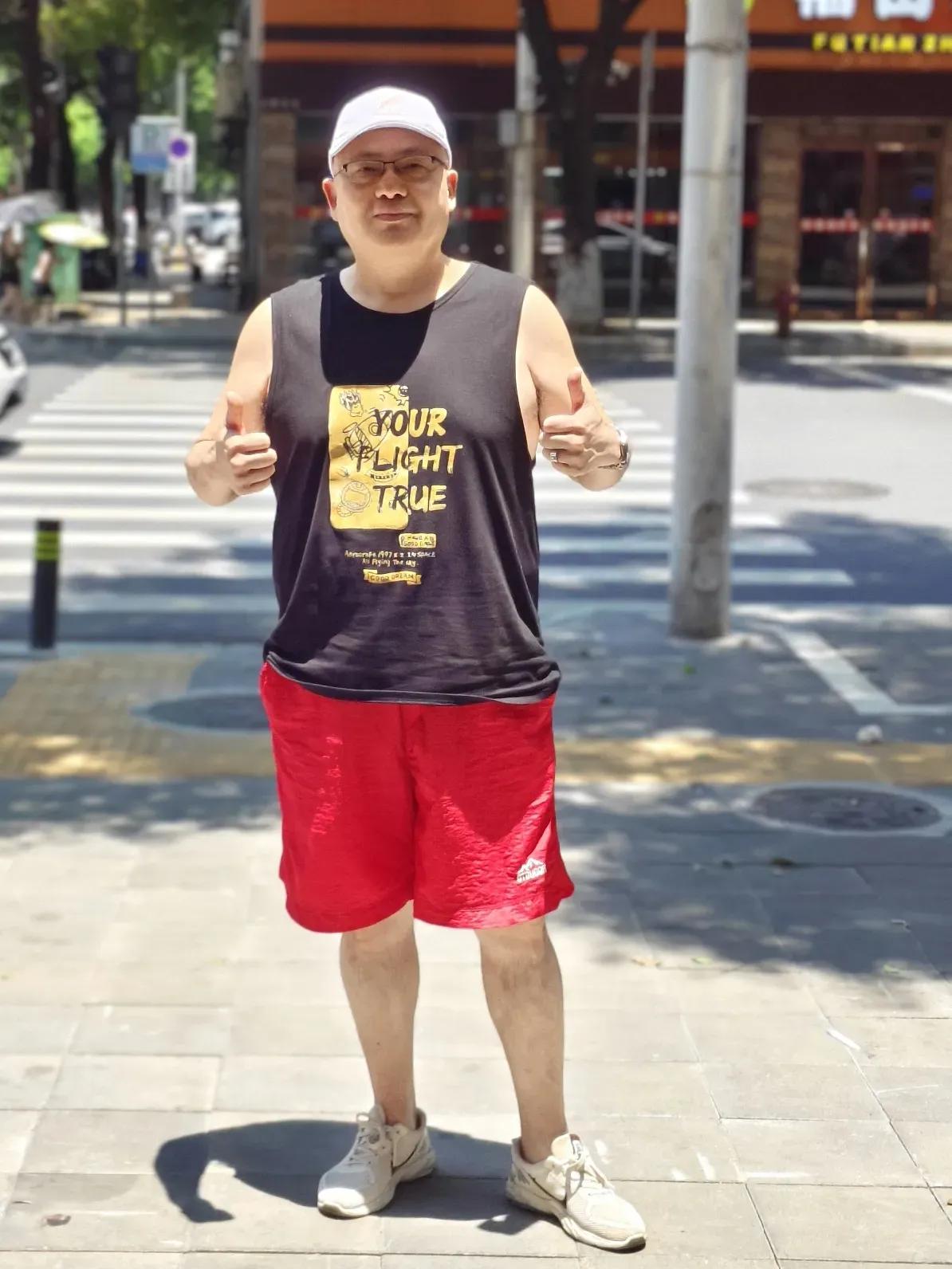在头条上坚持日更，写“小作文”快三年了。

很多我熟悉的前辈，及与我同时“入行”