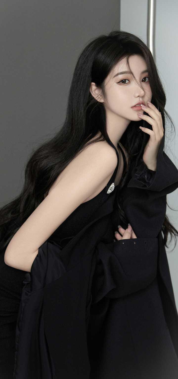 小姑娘确实是绝美的……
