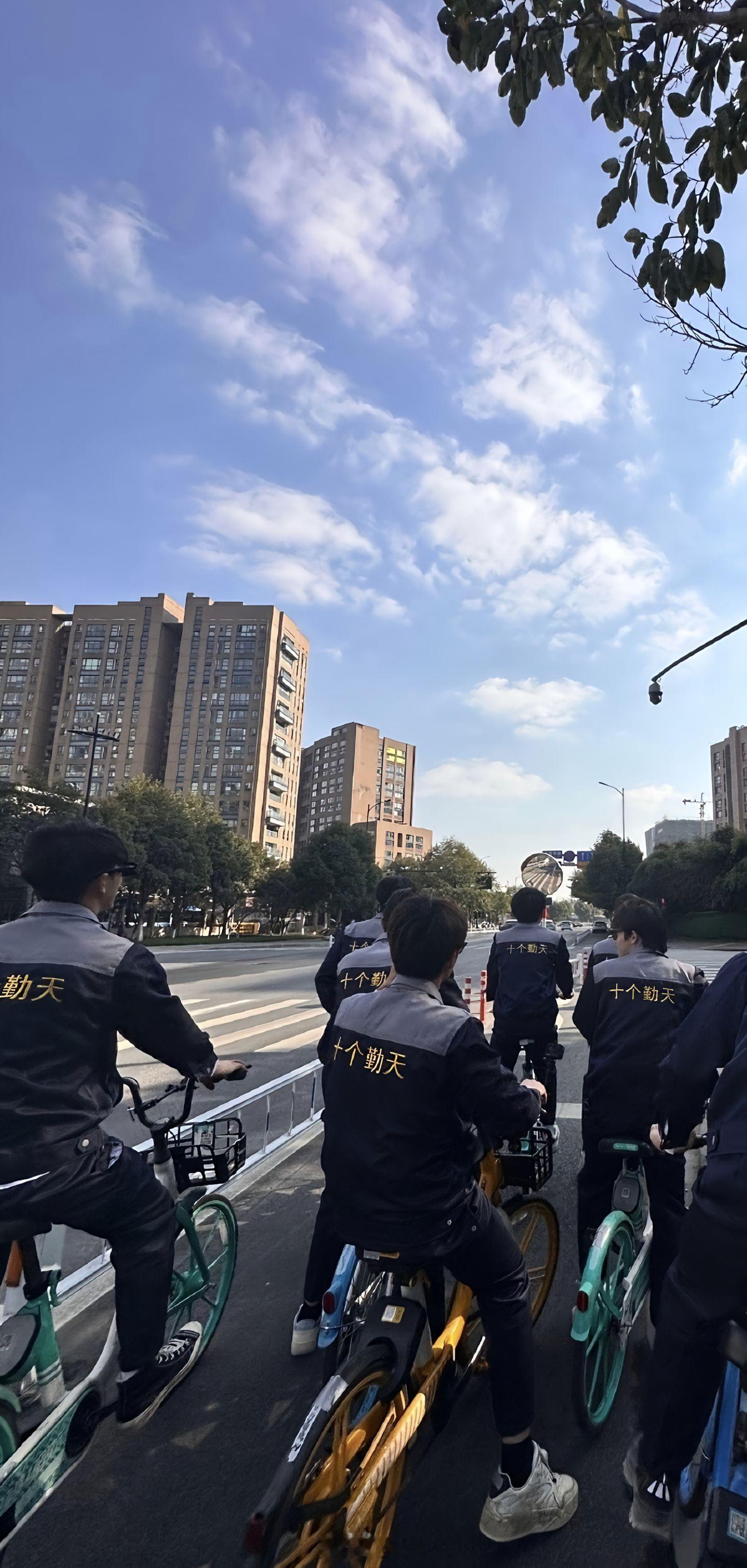 十个勤天[超话]该怎么形容这种感觉呢？十个勤天‖种地吧‖ ​​​