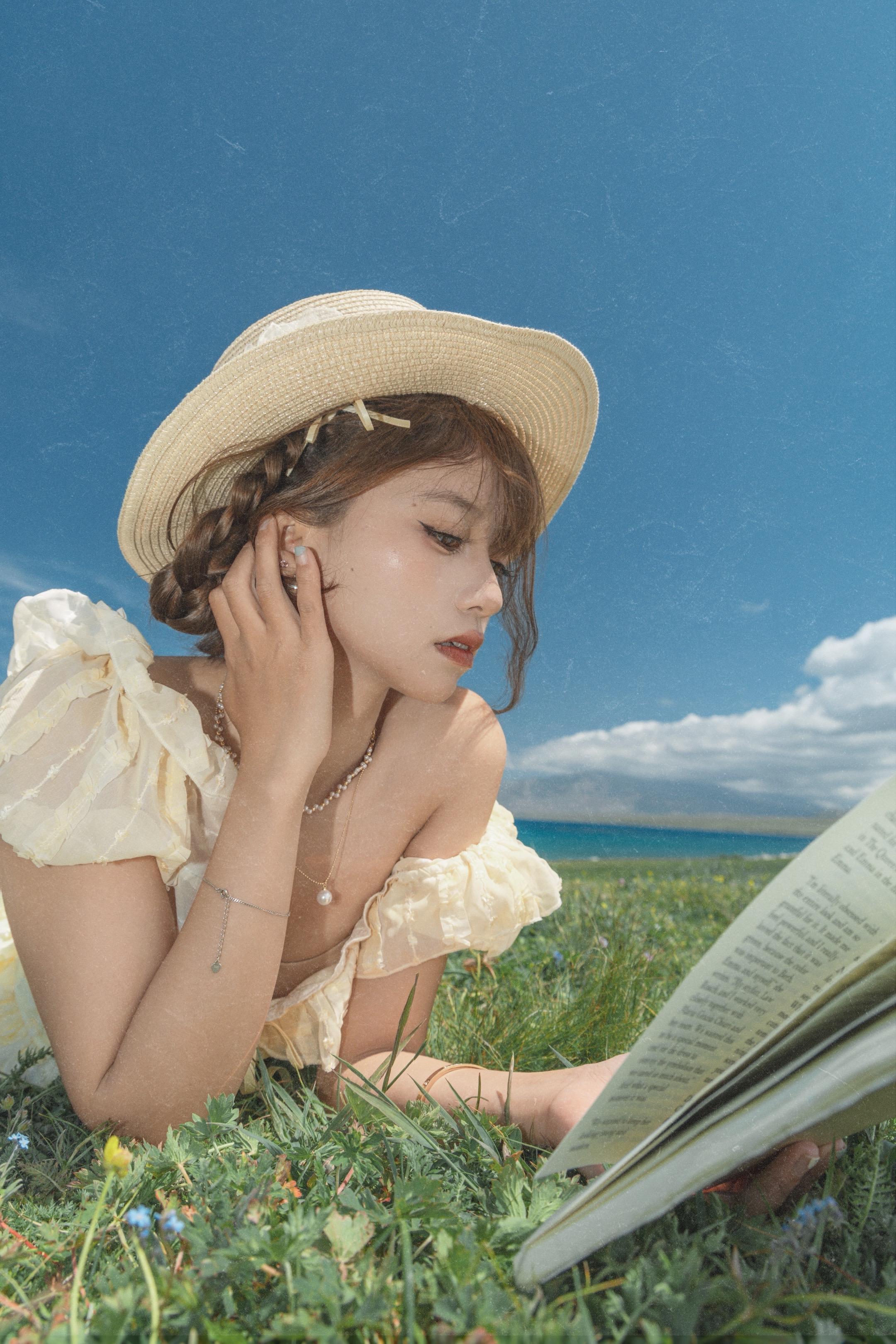 赛里木湖放弃松树头，南门拍出人生照片。现在的松树头 每天都堵车 停车位...