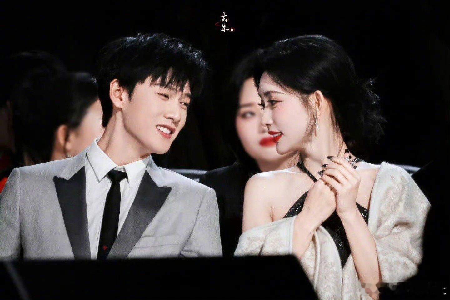孟子义姐姐李昀锐哥哥再合作一部作品吧，想看哇！[心] ​​​