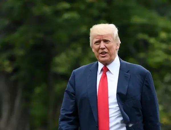 美国为何在俄乌之间反复横跳
美国在俄乌冲突中的“反复横跳”，本质是地缘棋局中的精