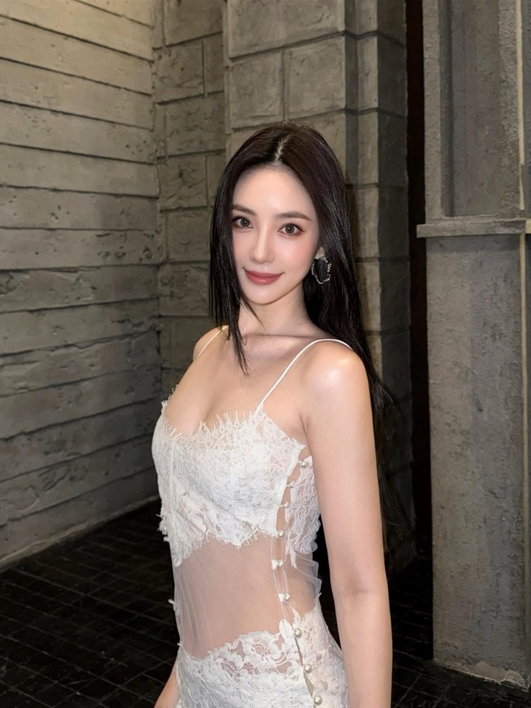 情绪很贵，要靠近让你开心的人。