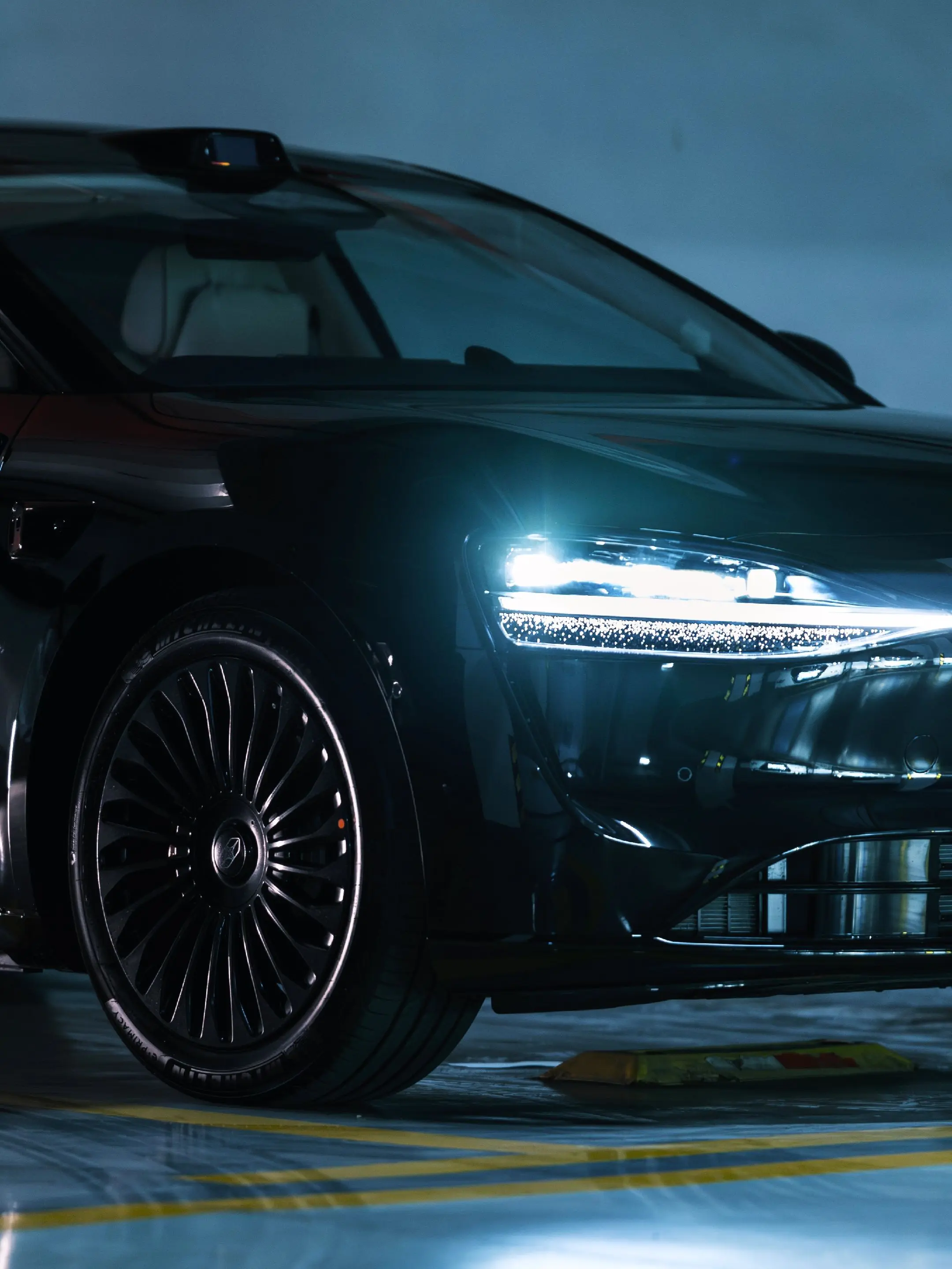 应该是最帅的国产旅行车了。提回来了，这车就应该黑武士，帅就完事了