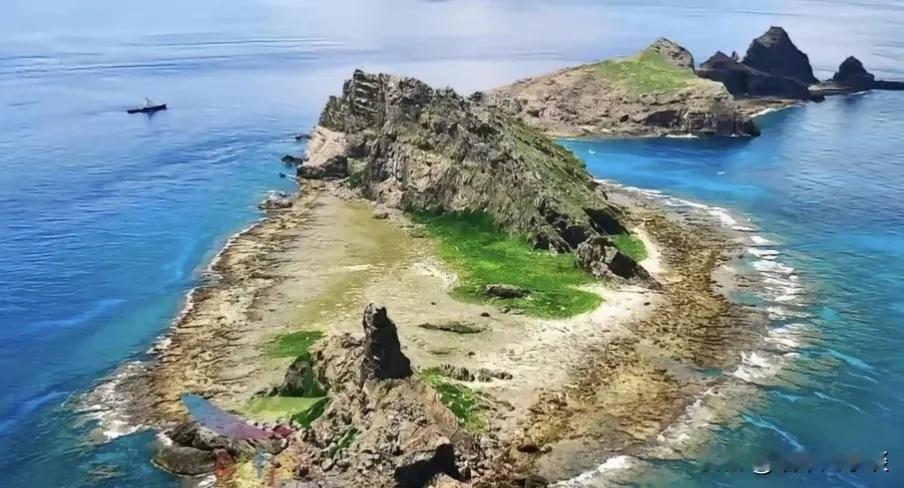 日本人不是不敢，而是没有这个实力。
根据联合国宪章，钓鱼岛及其附属岛屿都是中国的