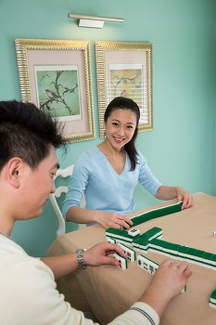 你觉得夫妻之间有必要争输赢吗
夫妻之间争输赢真没必要。我有个朋友结婚多年，和伴侣