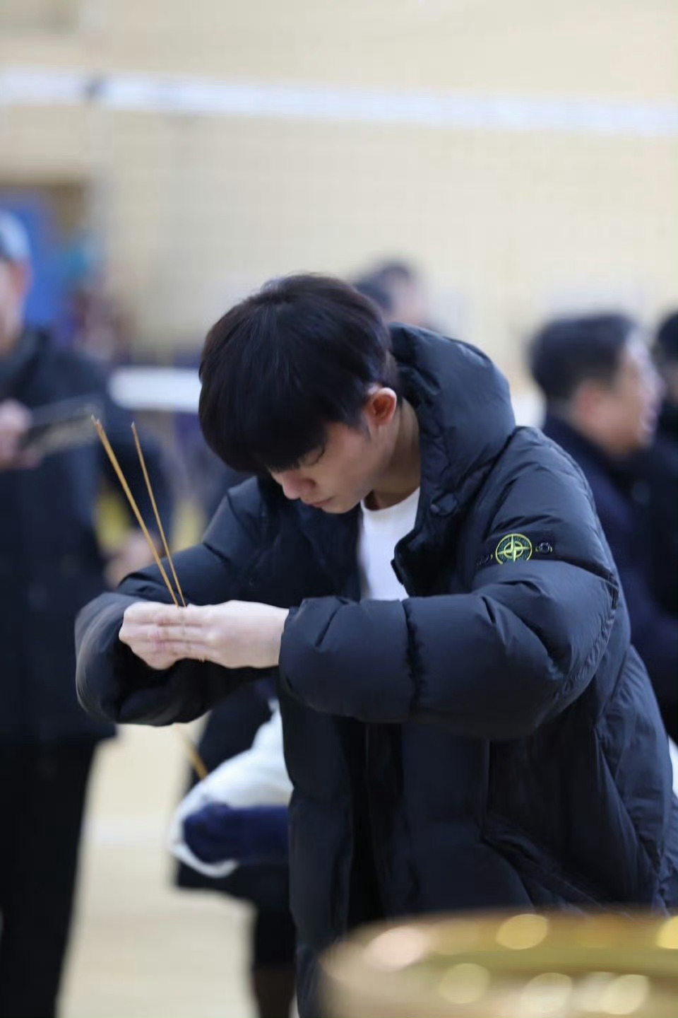 李明德曾在武汉冬季拍夏天的戏  作为观众，我们看到的不仅仅是屏幕上的光鲜亮丽，还