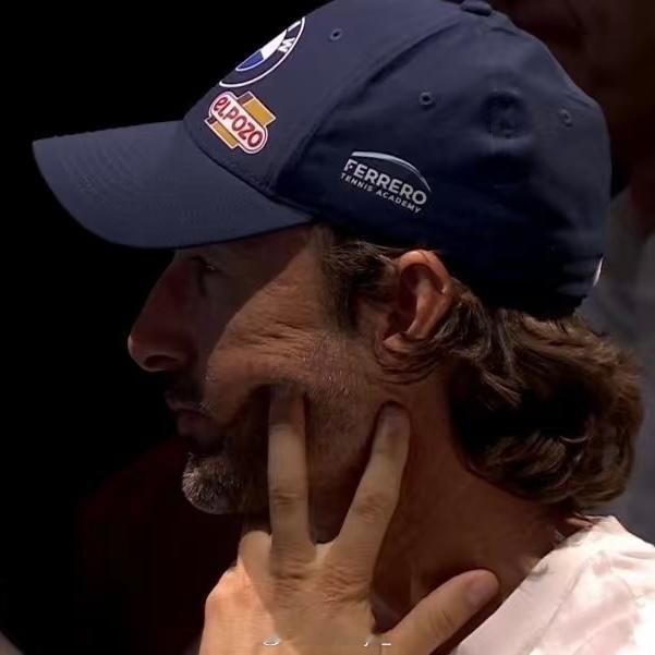 谁此刻（手指怎么这么短费雷罗｜