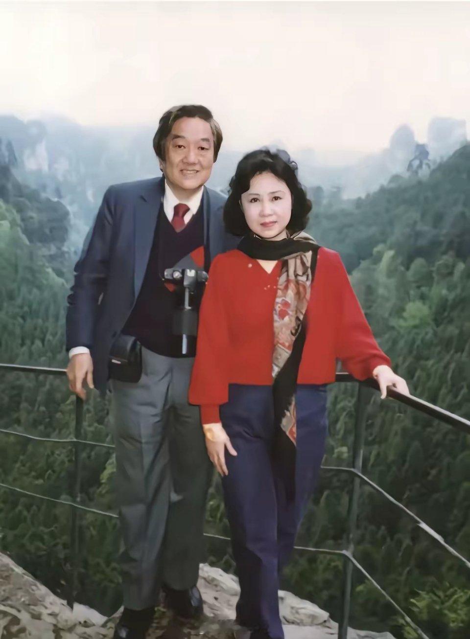 我已经不敢相信“爱情”了琼瑶用了56年的时间去爱平鑫涛，却不知道平鑫涛早在前10