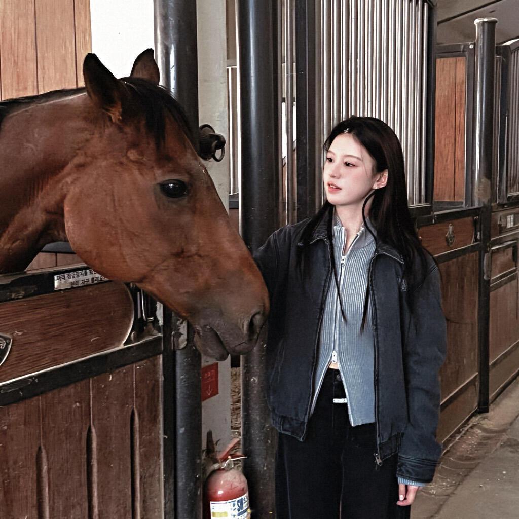 Share｜高允真 女生头像明星头像 