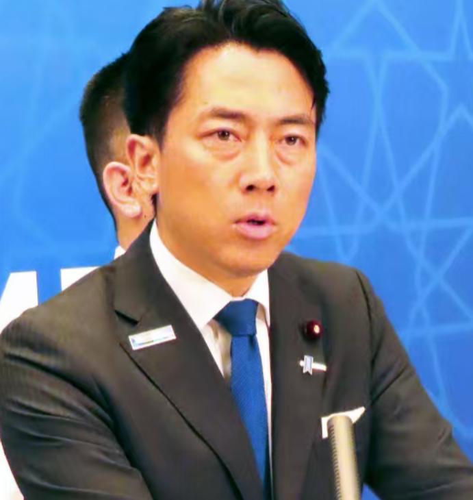 日本持续对华释放强硬信号。据日媒报道，防卫相小泉进次郎近期不顾国会会期，频繁出访