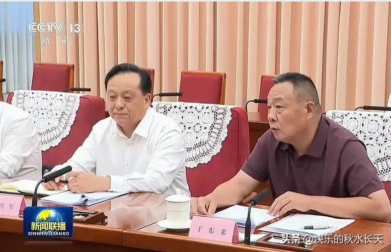 仅20多家门店，胖东来凭什么登上新闻联播、与央企大佬同台？
      7月13